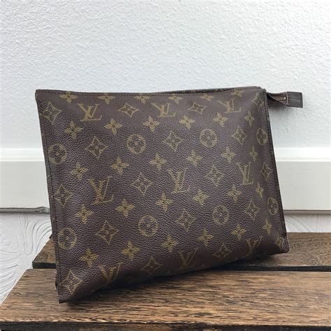 vintage louis vuitton toiletry bag|toiletry pouch louis vuitton 26.